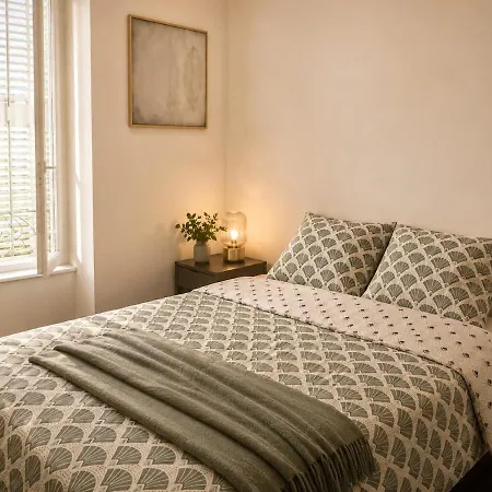 Neuf Cosy Spacieux 6 Personnes Apartment Aurillac